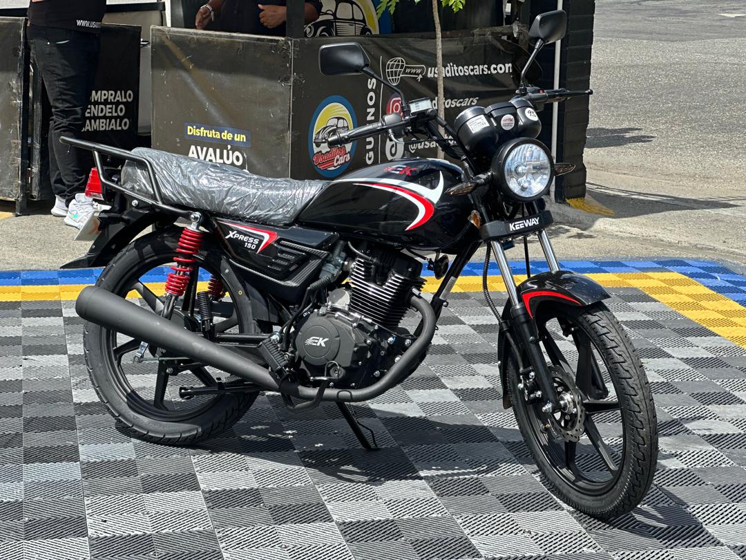 EK XPRESS 2026 NEGRO
