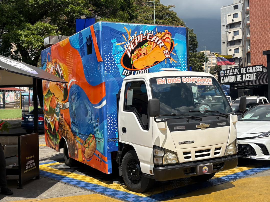 Chevrolet Nkr 2009 Blanco