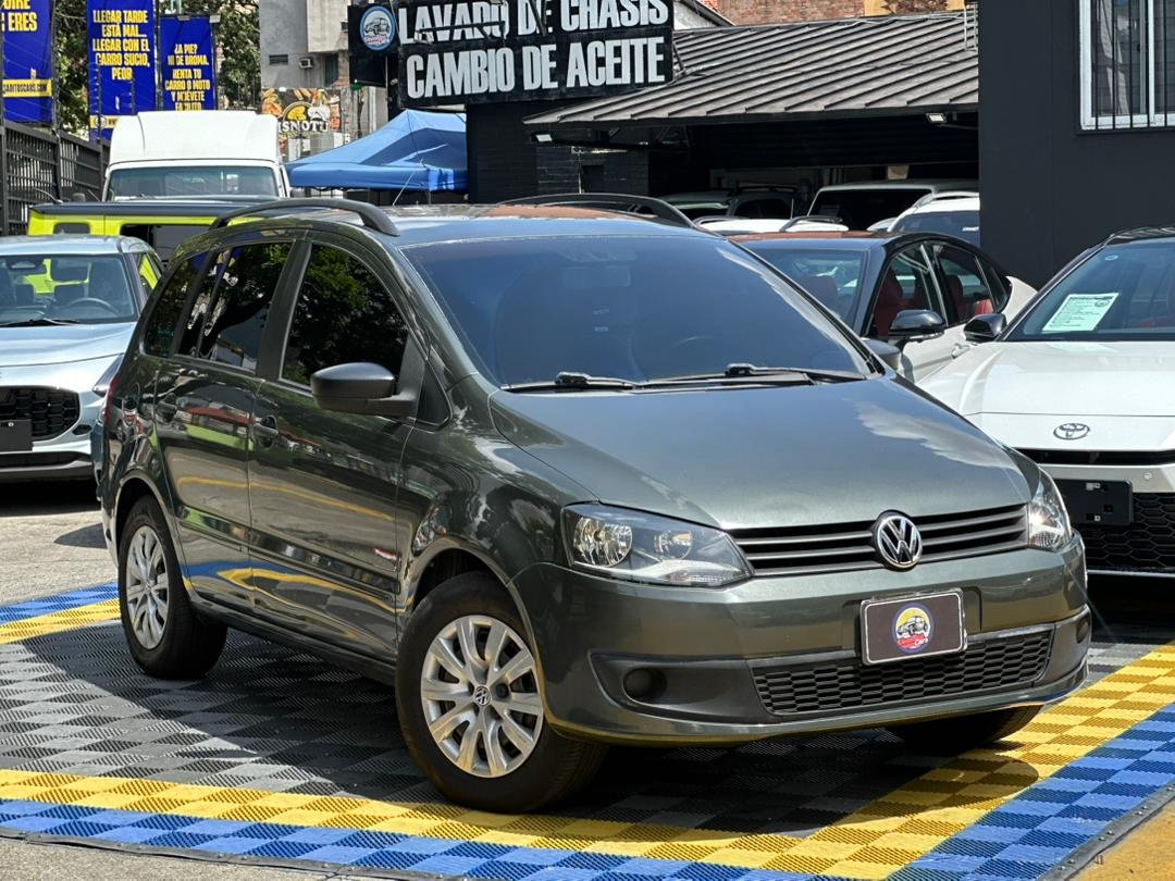 Volkswagen Space Fox 2012 Gris