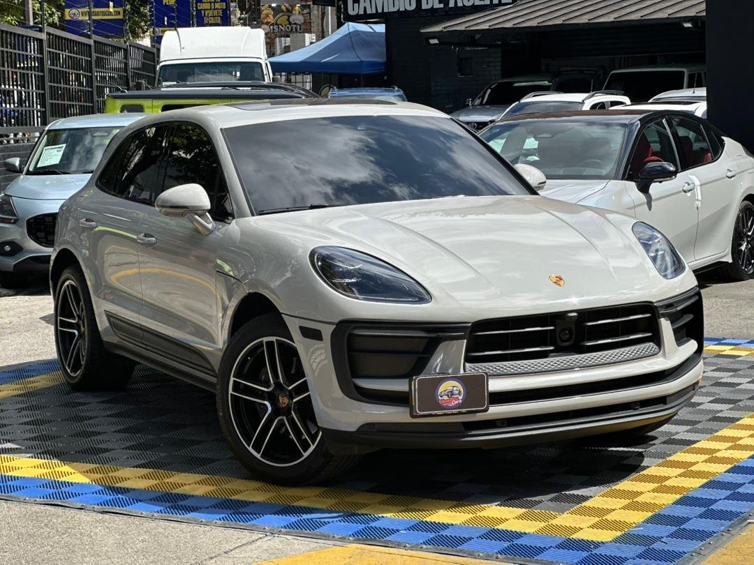 Porsche Macan T 2023 Gris