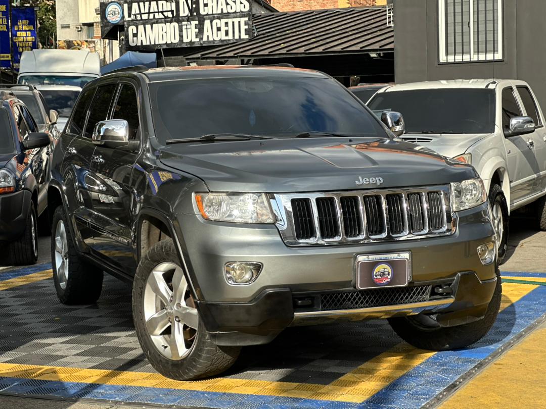 Jeep Grand Cherokee Limited 2012 Plata