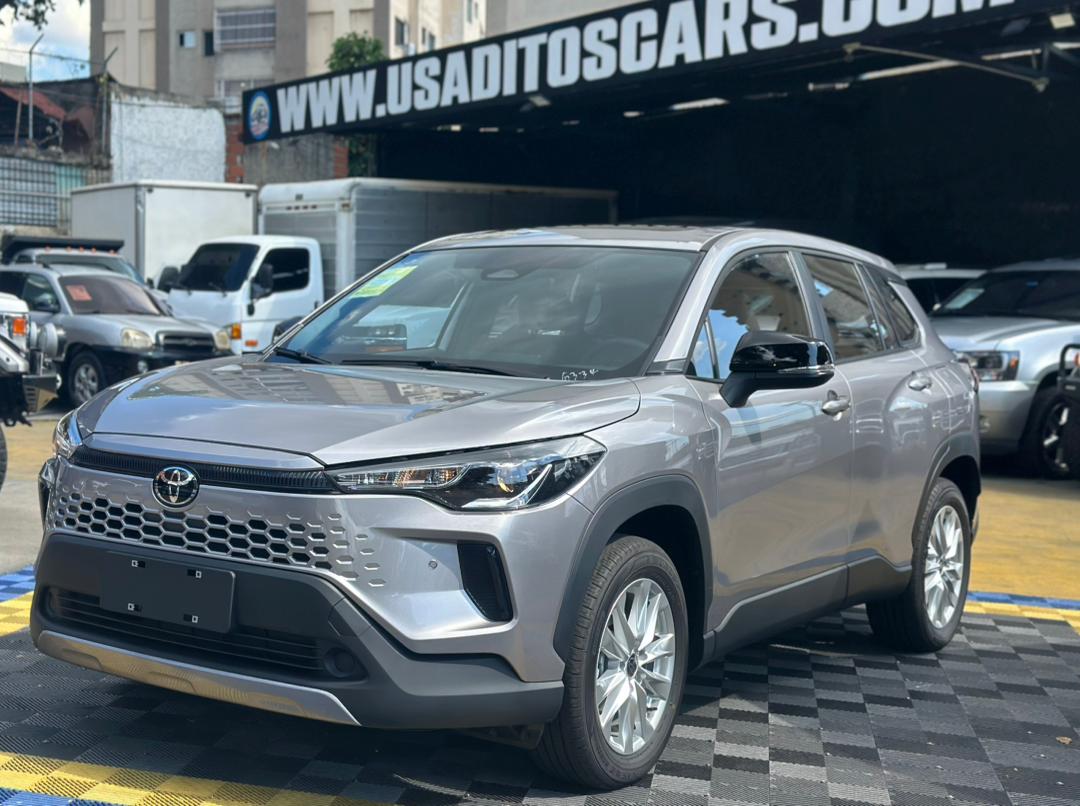Toyota Corolla Cross 2025 Gris