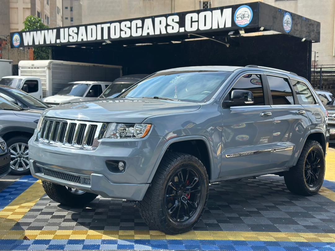 Jeep Grand Cherokee límited 2011 Gris