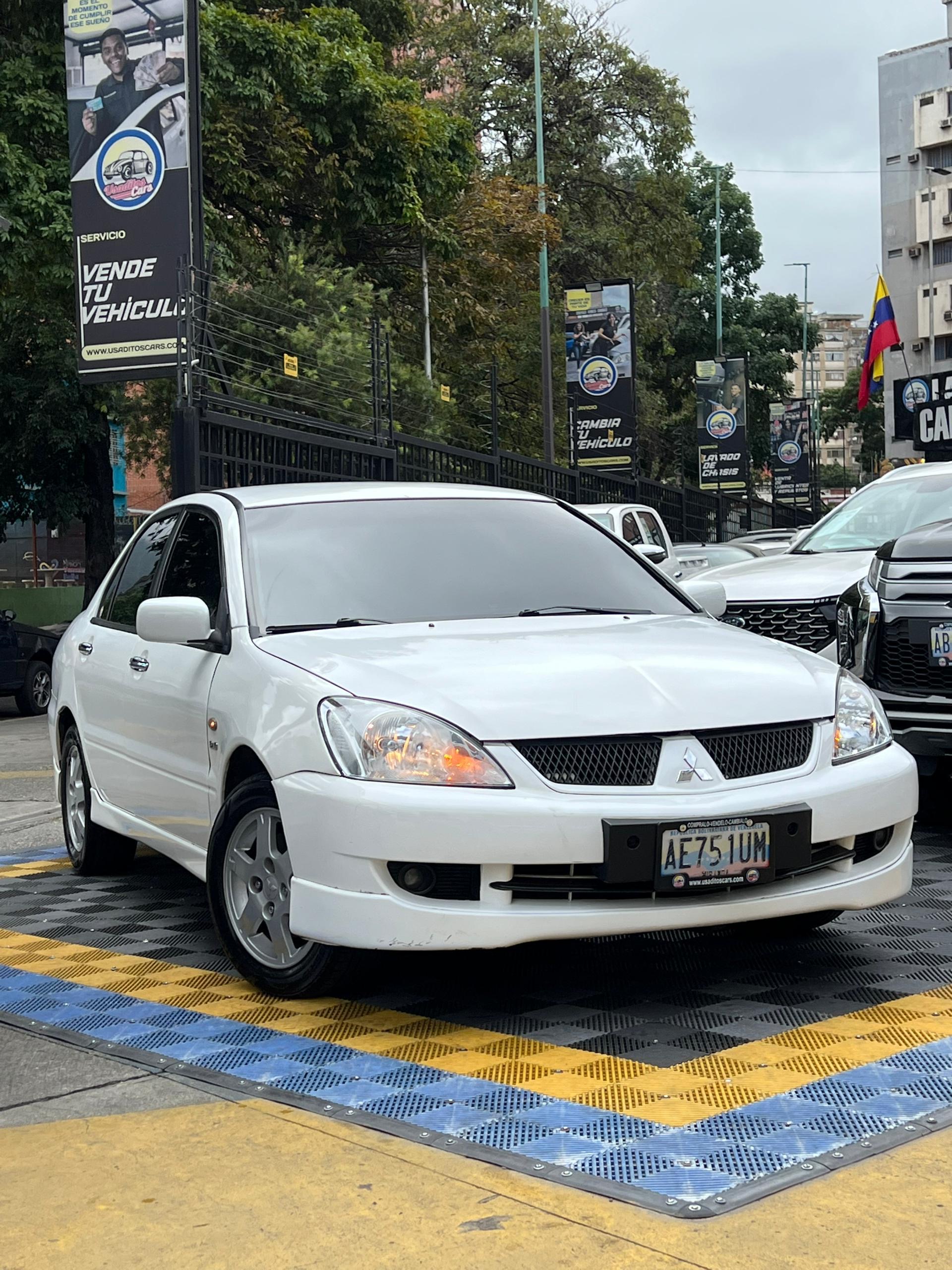 MITSUBISHI LANCER 2011 Blanco