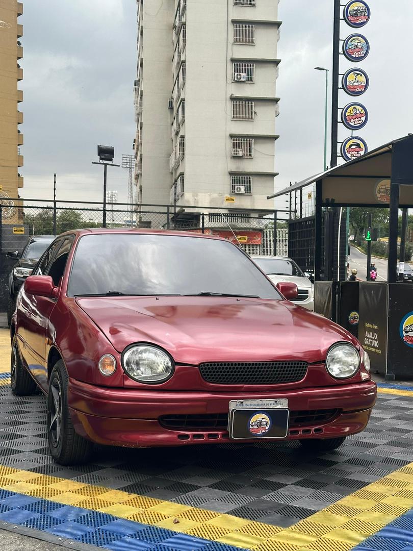 Toyota Corolla XLI 1999 Rojo