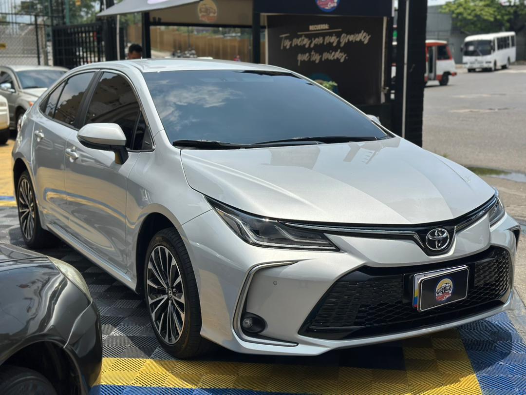 TOYOTA Corolla SEG 2025 Gris