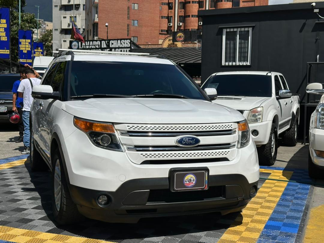 FORD EXPLORER LIMITED 2013 BLANCO
