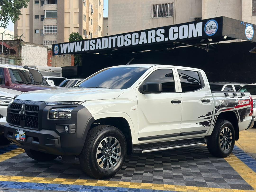 MITSUBISHI L200 2026 BLANCO