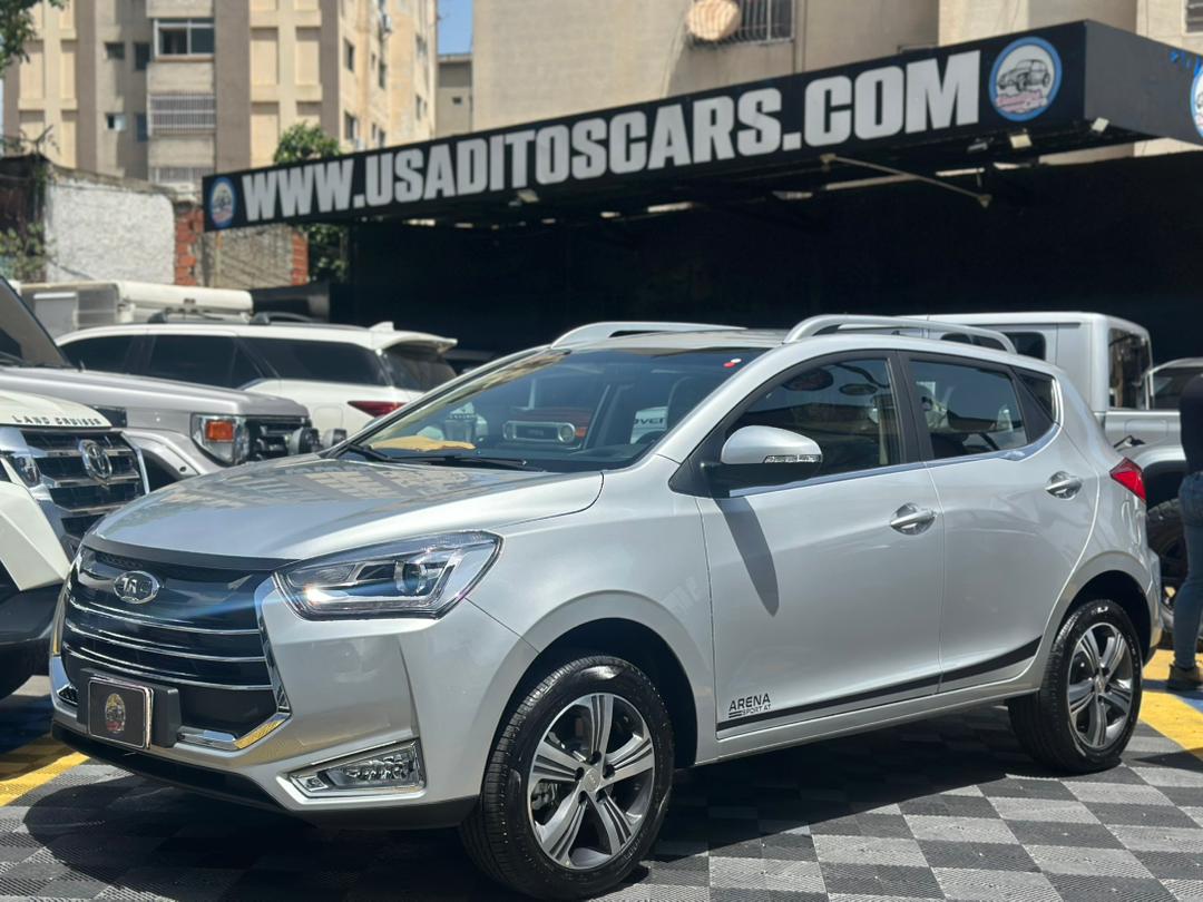 Jac Arena sport AT 2026 Plata