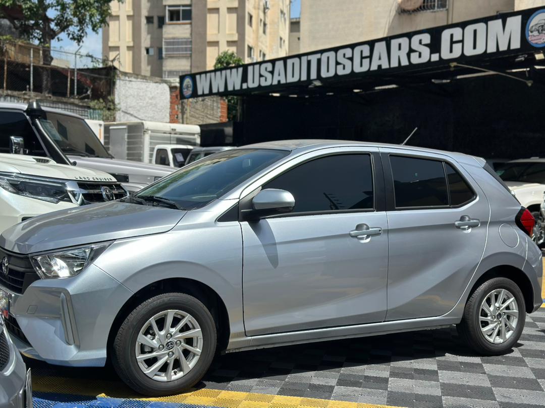 Toyota Agya G 2025 Plata