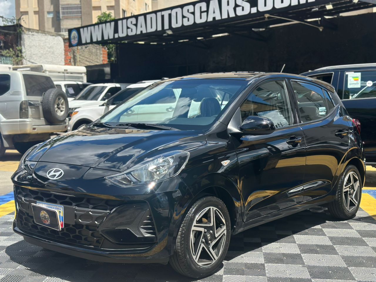 Hyundai Grand i10 2026 Negro