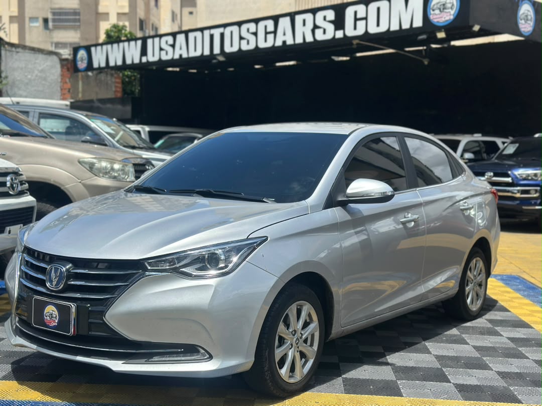 Changan Alsvin 2025 Plata