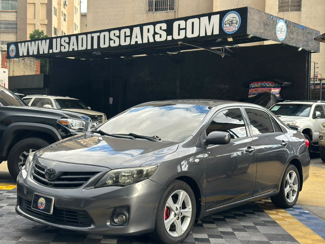 Toyota Corolla xei 2012 Gris