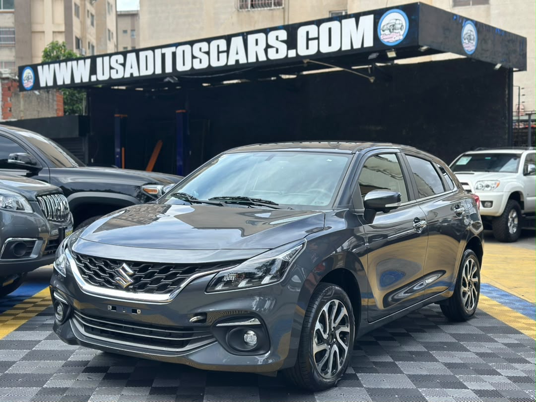 Suzuki Baleno 2026 Gris