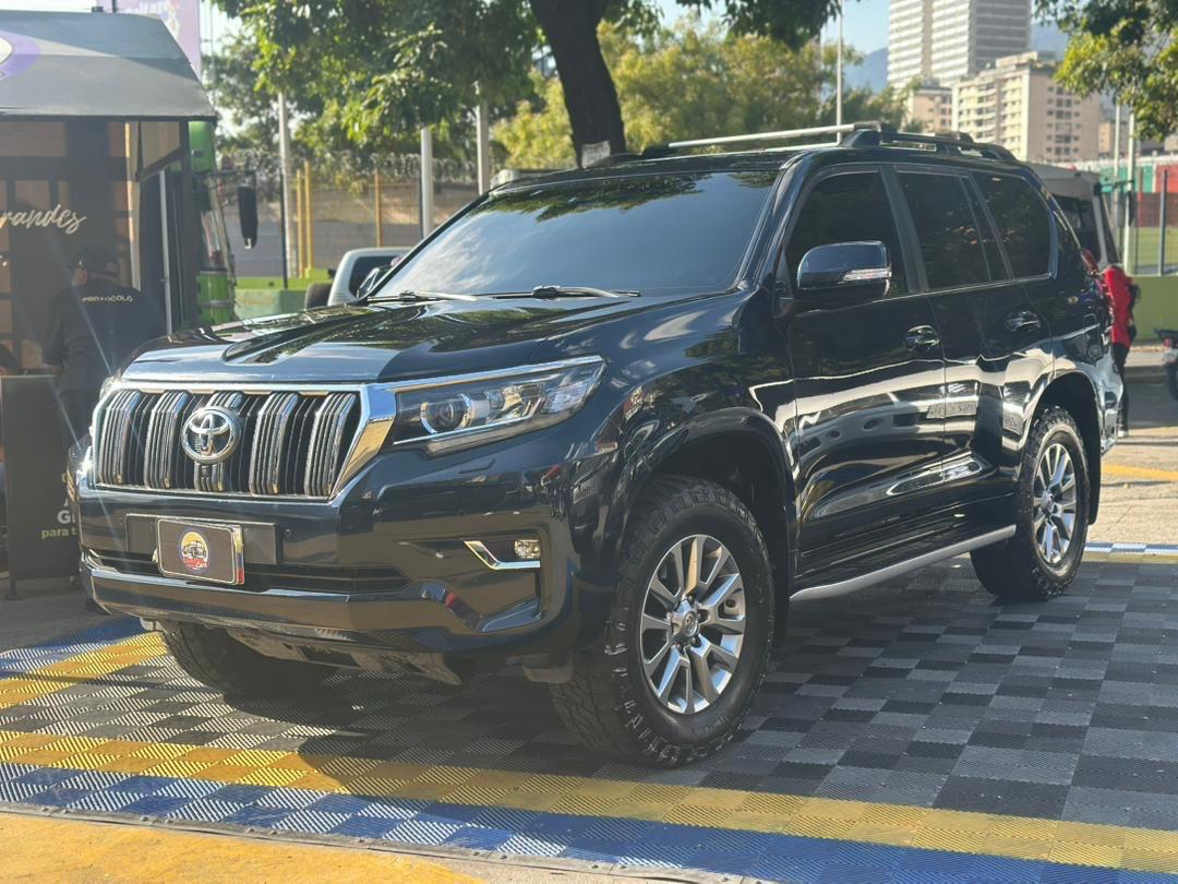 Toyota Prado 2019 Azul