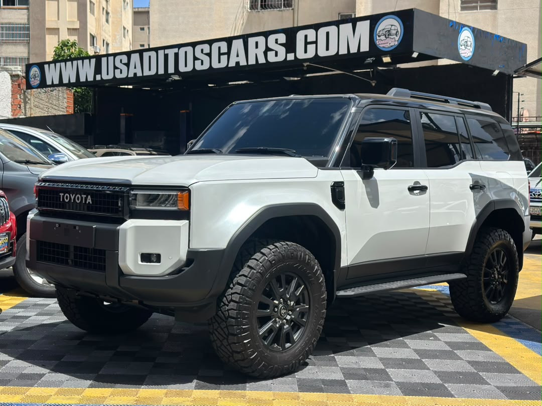 Toyota Prado vx dubai 2025 Blanco