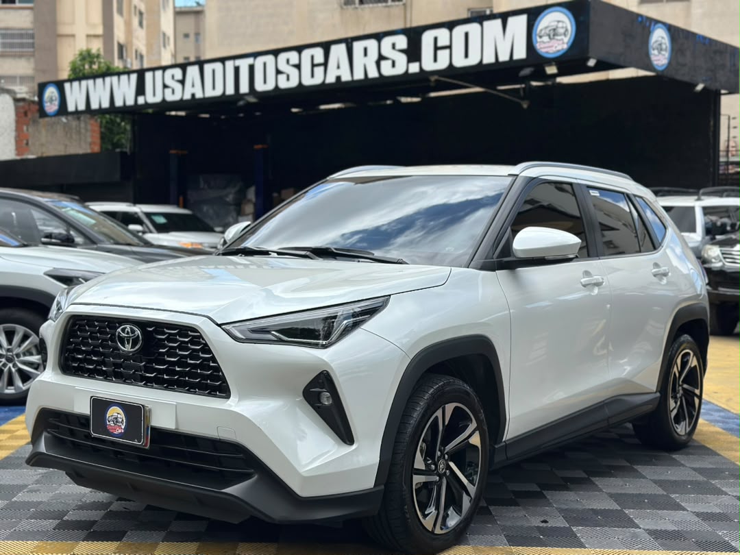Toyota Yaris cross 2025 Blanco