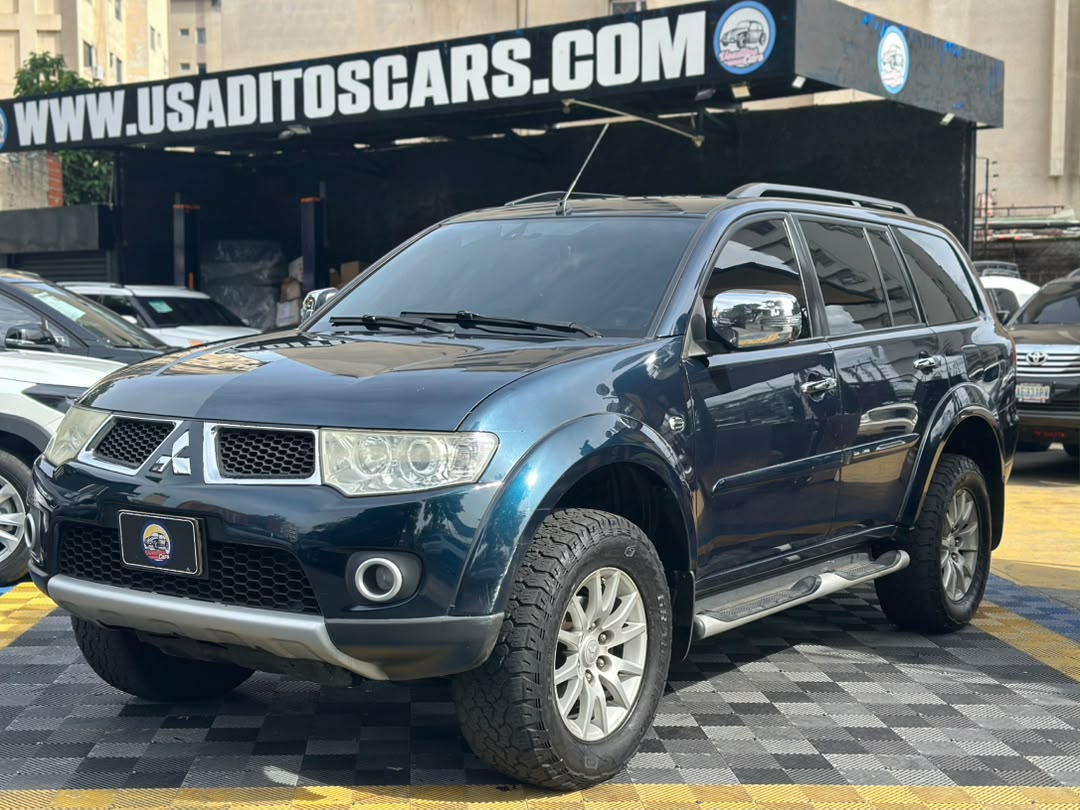 Mitsubishi Montero sport gls 2015 Azul