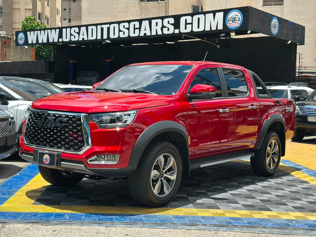 Jac La venezolana pro 2026 Rojo