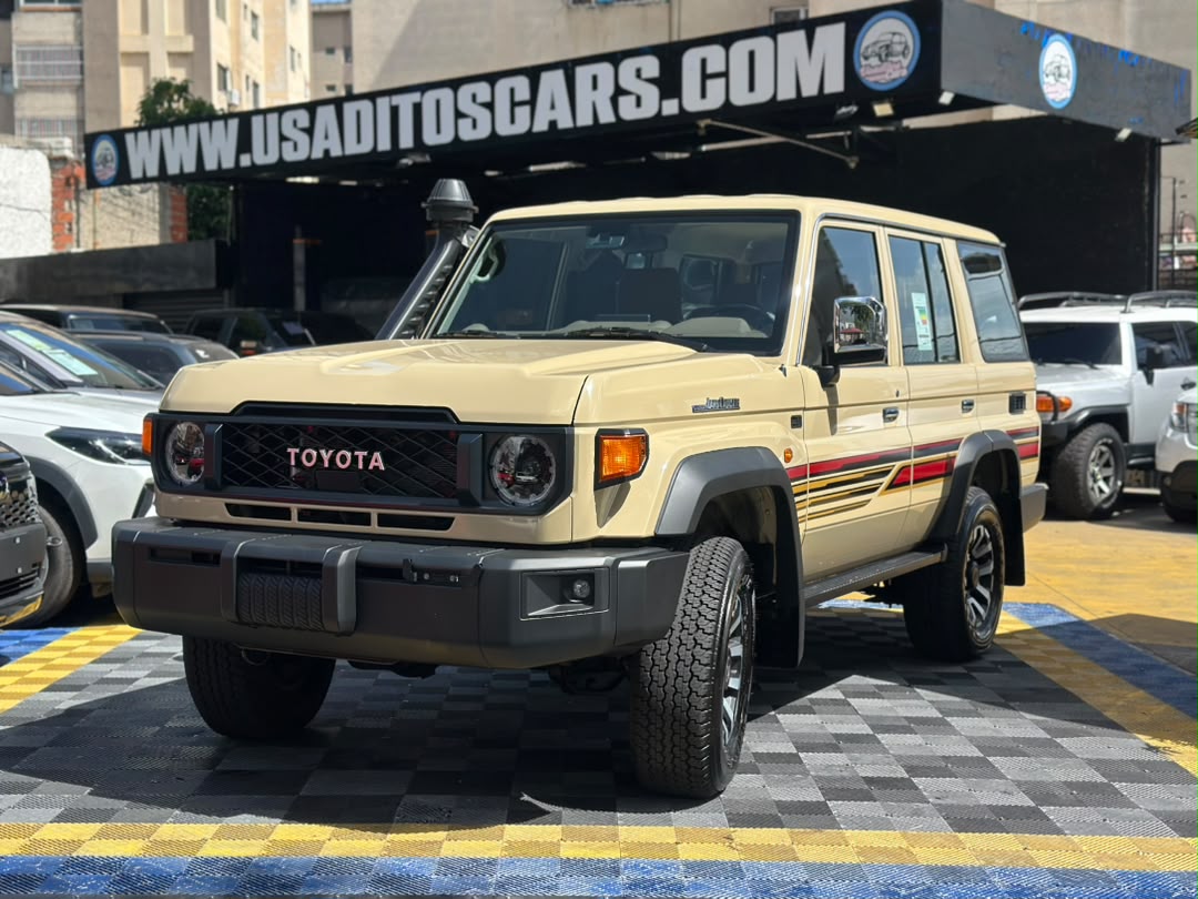 TOYOTA MACHITO 40Th 2025 BEIGE