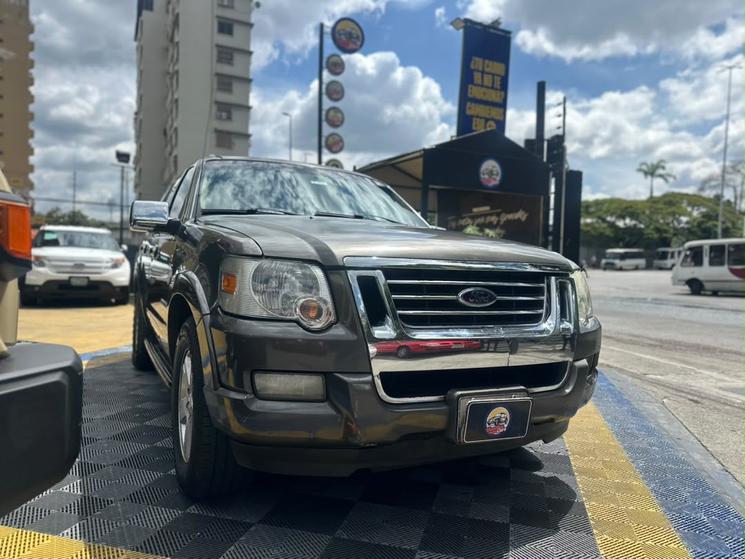 FORD EXPLORER 2010 GRIS