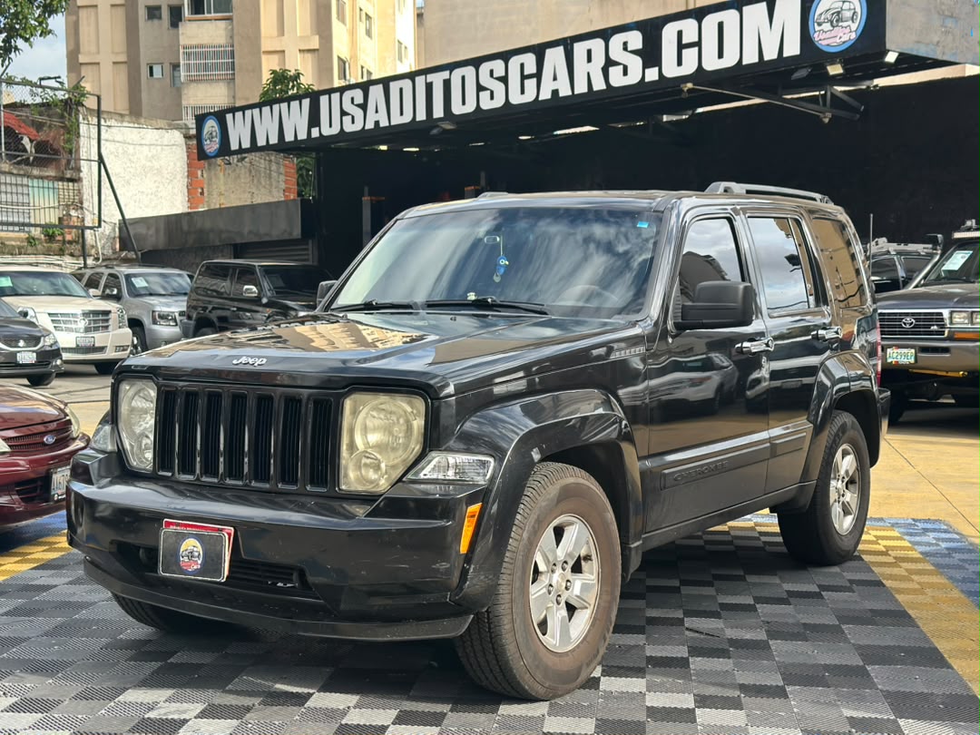 Jeep Cherokee kk 2011 Negro