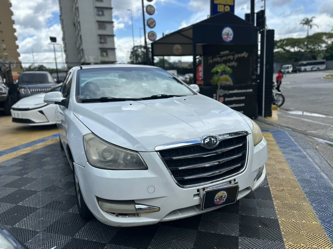 Dong feng S30 2012 Blanco