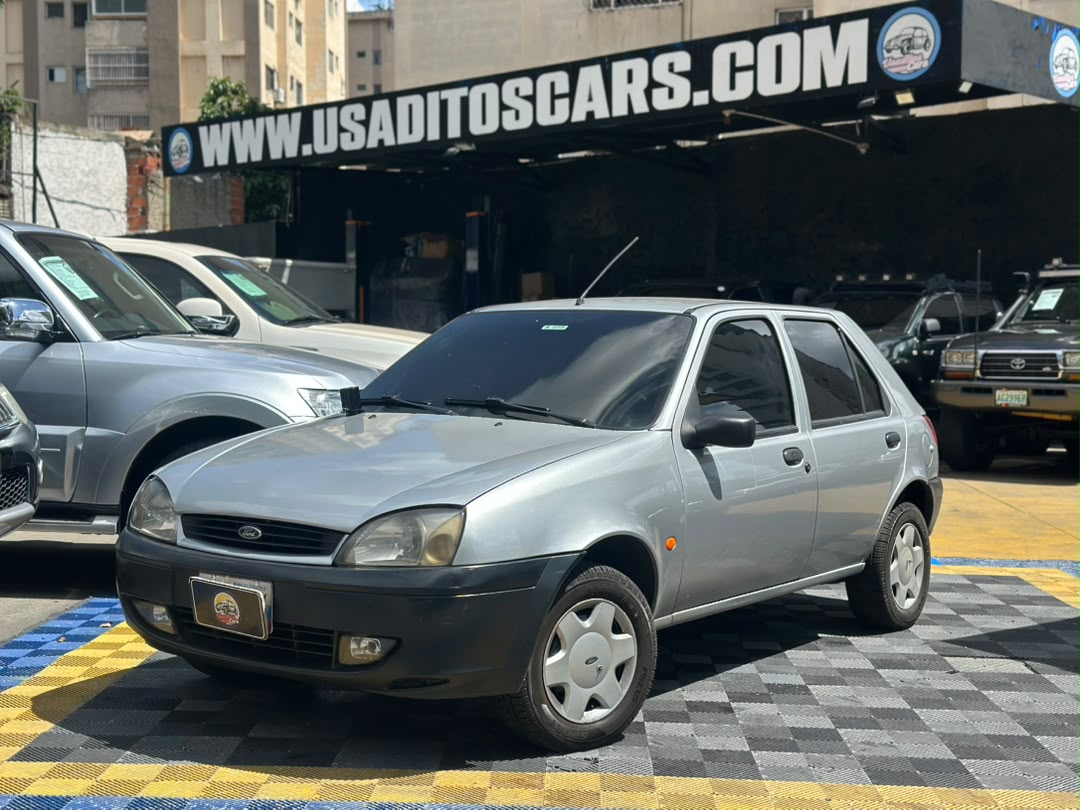 Ford Fiesta balita 2002 Plata