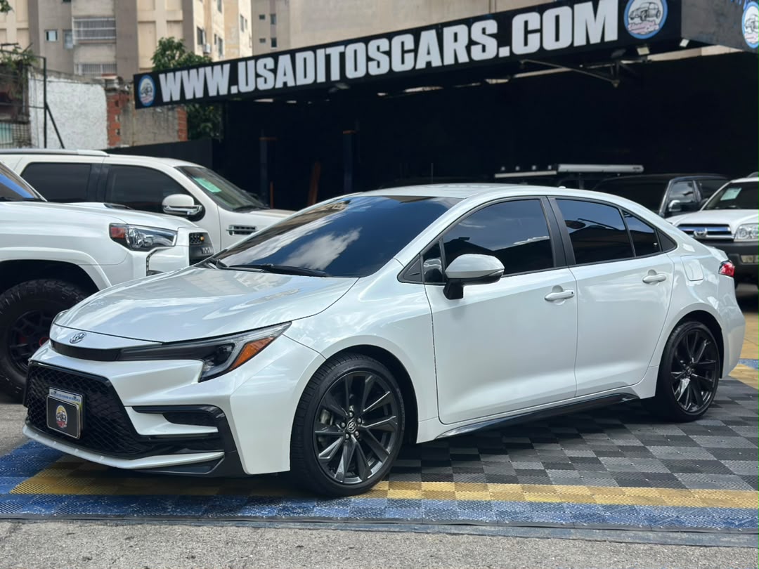 Toyota Corolla SE 2024 Blanco