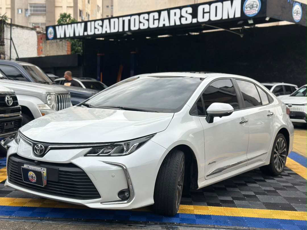 Toyota Corolla Executive 2024 Blanco