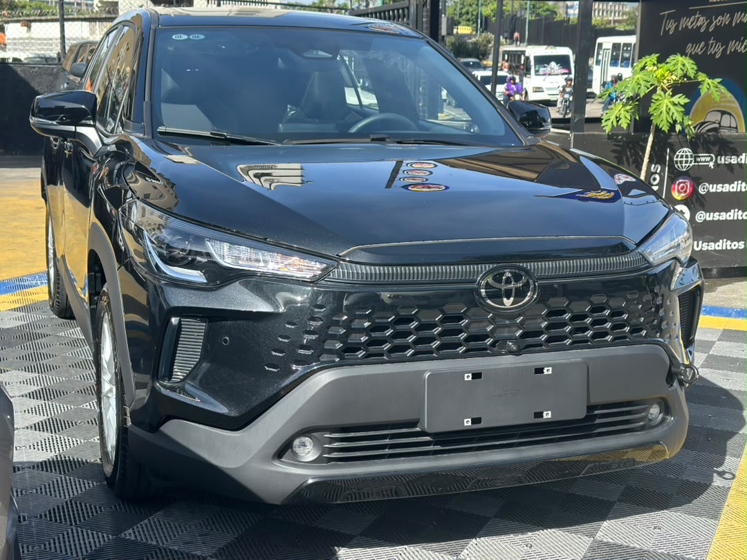 Toyota Corolla Cross 2026 Negro