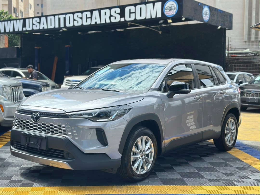 Toyota Corolla Cross Elite 2026 Plata