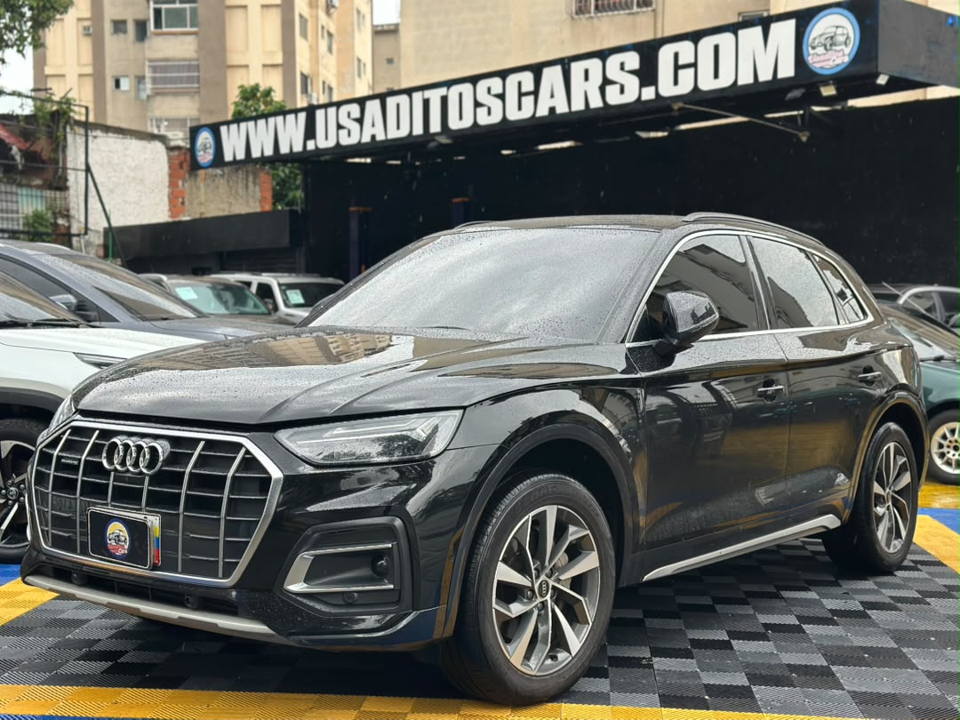 Audi Q5 2022 Negro